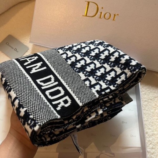 2023FW Muffler DIOR Check out the trends of the Dior season 2023FW Muffler DIOR Check out the trends of the Dior season