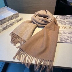 DIOR Autumn/Winter Fashion Trend Item 2023FW Scarf