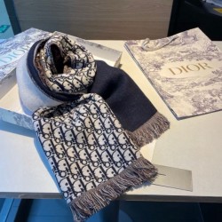 DIOR Check out the latest information on Autumn/Winter Tops 2023FW Scarf