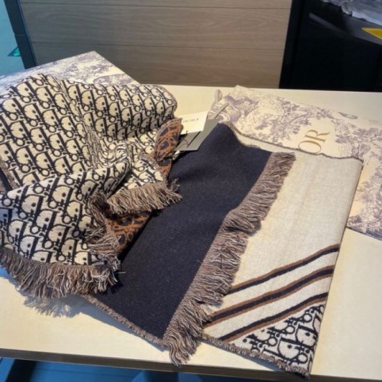 DIOR Check out the latest information on Autumn/Winter Tops 2023FW Scarf DIOR Check out the latest information on Autumn/Winter Tops 2023FW Scarf