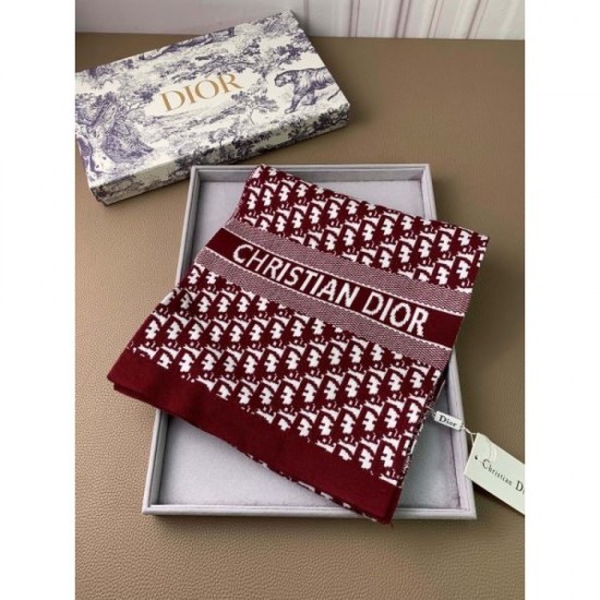 DIOR Dior competition is inevitable! 2023FW scarf you definitely want to check out DIOR Dior competition is inevitable! 2023FW scarf you definitely want to check out