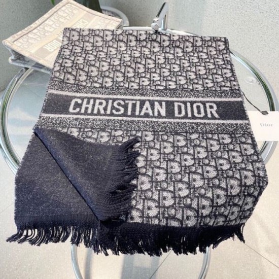 DIOR Fashionable Fall/Winter 2023FW scarf that captivates adults DIOR Fashionable Fall/Winter 2023FW scarf that captivates adults