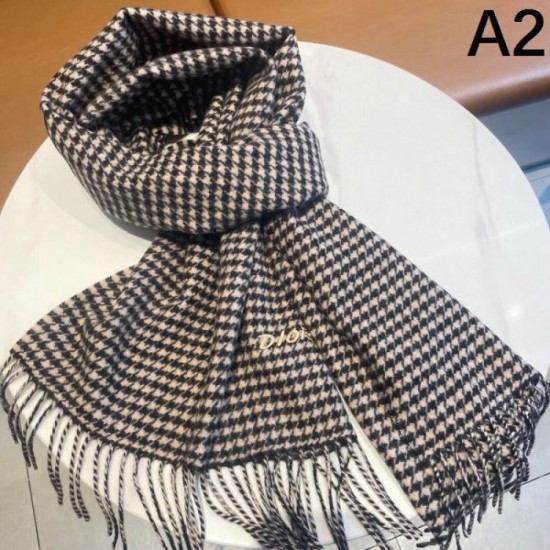DIOR Dior competition is inevitable! 2023FW scarf you definitely want to check out DIOR Dior competition is inevitable! 2023FW scarf you definitely want to check out