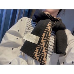 FENDI New winter products to fall in love with 2023FW scarf