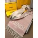 FENDI 2023FW scarf loved by celebrities and celebrities FENDI 2023FW scarf loved by celebrities and celebrities