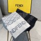 FENDI 2023FW scarf that is useful during the change of seasons FENDI 2023FW scarf that is useful during the change of seasons