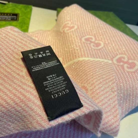 2023FW Muffler GUCCI Gucci New item that has attracted attention in many magazines 2023FW Muffler GUCCI Gucci New item that has attracted attention in many magazines