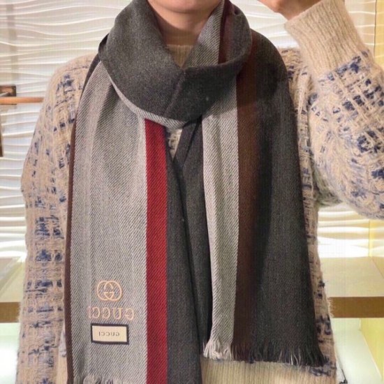 2023FW Muffler GUCCI Gucci Enjoy the latest winter style 2023FW Muffler GUCCI Gucci Enjoy the latest winter style