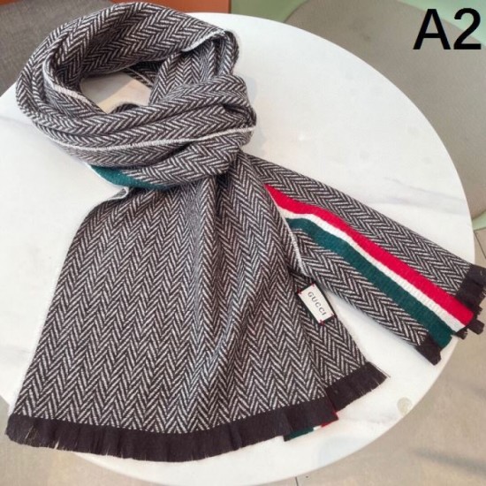 GUCCI Gucci New Autumn/Winter 2023FW Scarf that boasts tremendous support GUCCI Gucci New Autumn/Winter 2023FW Scarf that boasts tremendous support