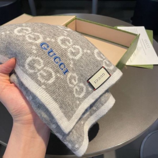 GUCCI Gucci 2023FW scarf that takes your style to the next level GUCCI Gucci 2023FW scarf that takes your style to the next level
