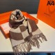 HERMES 2023FW Scarf for elegant casual coordination HERMES 2023FW Scarf for elegant casual coordination