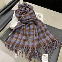 2023FW Muffler LOEWE Style that can be used for winter