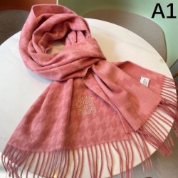 LOEWE Style for winter 2023FW Scarf
