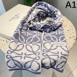 LOEWE 2023FW scarf, a new winter item that is sure to be a hit this season