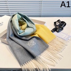 LOEWE This winter's essential item 2023FW scarf