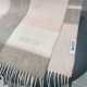 LOEWE 2023FW scarf that is useful during the change of seasons LOEWE 2023FW scarf that is useful during the change of seasons