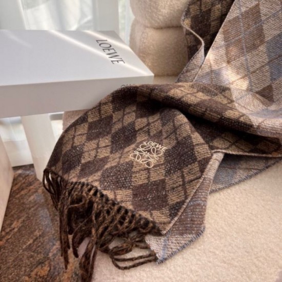 LOEWE New winter items to fall in love with 2023FW scarf LOEWE New winter items to fall in love with 2023FW scarf