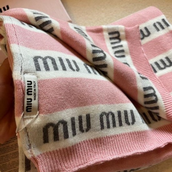 2023FW Muffler MIU MIU Miu Miu Super stylish and popular 2023FW Muffler MIU MIU Miu Miu Super stylish and popular