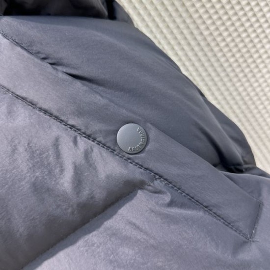 2023FW down jacket BALENCIAGA Balenciaga welcome this season 2023FW down jacket BALENCIAGA Balenciaga welcome this season
