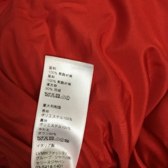 2023FW Down Jacket CELINE Overflowing with a mature impression 2023FW Down Jacket CELINE Overflowing with a mature impression