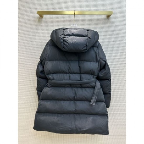 2023FW Down Jacket DIOR Item also featured in Dior magazine 2023FW Down Jacket DIOR Item also featured in Dior magazine