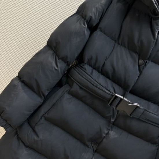 2023FW Down Jacket DIOR Item also featured in Dior magazine 2023FW Down Jacket DIOR Item also featured in Dior magazine