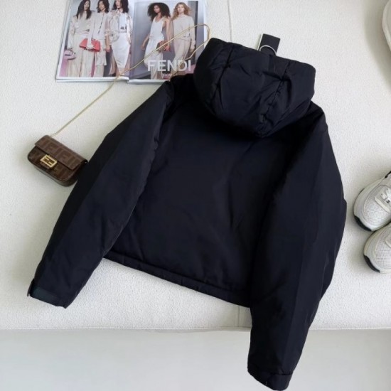 2023FW Down Jacket FENDI Impactful design 2023FW Down Jacket FENDI Impactful design