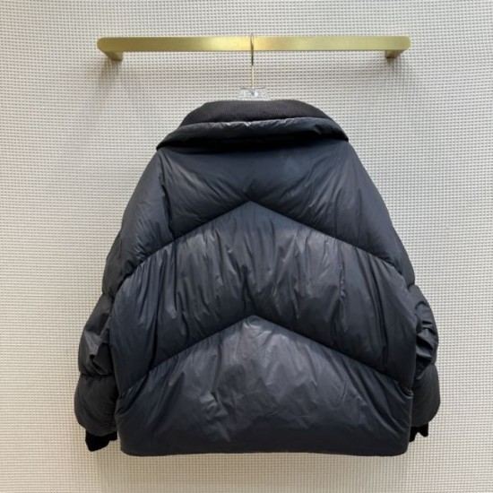 2023FW Down Jacket HERMES Sophisticated charm shines 2023FW Down Jacket HERMES Sophisticated charm shines