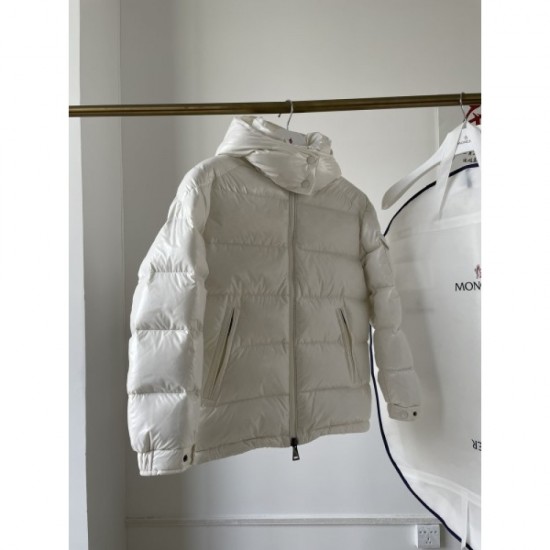 2023FW Down Jacket MONCLER Moncler Very Satisfied Winter New Item 2023FW Down Jacket MONCLER Moncler Very Satisfied Winter New Item