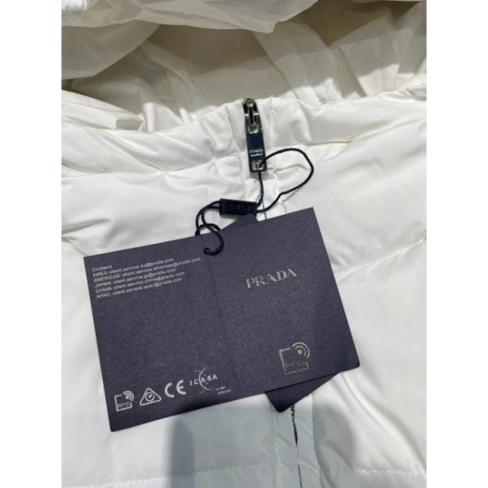 2023FW Down Jacket PRADA Dress with a beautiful impression 2023FW Down Jacket PRADA Dress with a beautiful impression