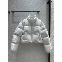 2023FW Down Jacket PRADA Fashionable half a step ahead