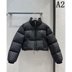 2023FW Down Jacket PRADA Fashionable half a step ahead