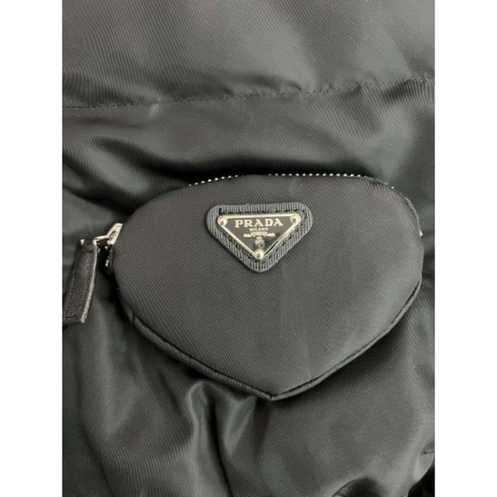 2023FW Down Jacket PRADA New Prada Many Celebrities Use It 2023FW Down Jacket PRADA New Prada Many Celebrities Use It