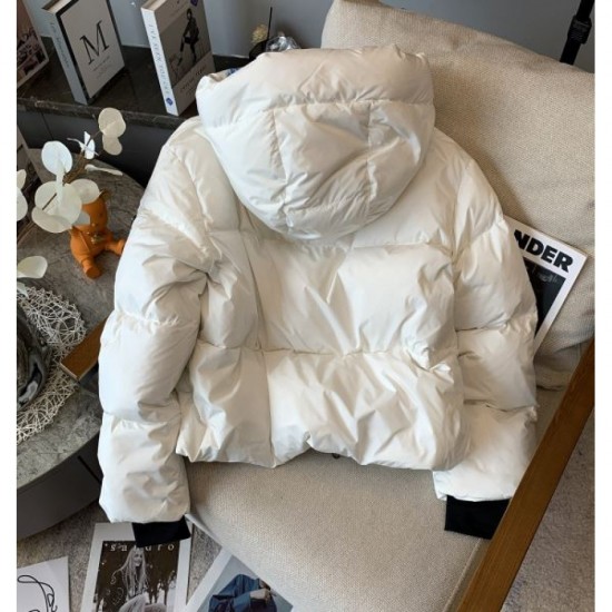 2023FW Down Jacket PRADA For an elegant casual outfit 2023FW Down Jacket PRADA For an elegant casual outfit