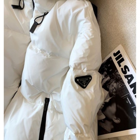 2023FW Down Jacket PRADA For an elegant casual outfit 2023FW Down Jacket PRADA For an elegant casual outfit