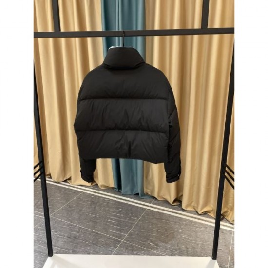2023FW Down Jacket PRADA Prada New Autumn/Winter Product that boasts tremendous support 2023FW Down Jacket PRADA Prada New Autumn/Winter Product that boasts tremendous support