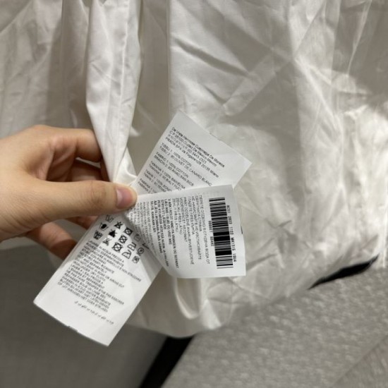 2023FW PRADA Prada Down jacket that goes well and is definitely recommended 2023FW PRADA Prada Down jacket that goes well and is definitely recommended