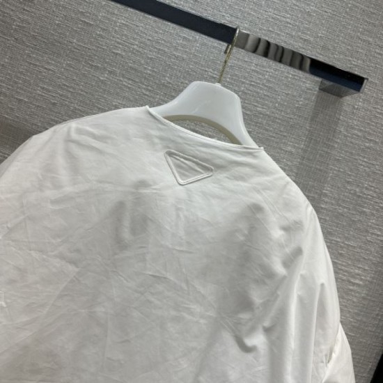 2023FW PRADA Prada This season's brand down jacket 2023FW PRADA Prada This season's brand down jacket