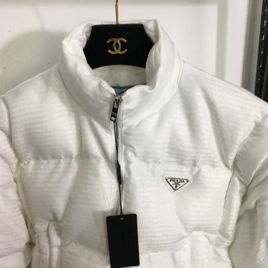 2023FW PRADA Prada is sure to be the latest trend Cotton insert 2023FW PRADA Prada is sure to be the latest trend Cotton insert