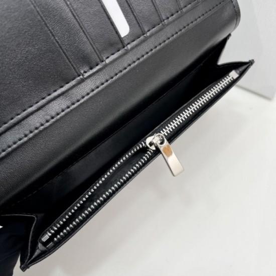 2023SS CELINE Celine New Limited Quantity Sale Long Wallet 2023SS CELINE Celine New Limited Quantity Sale Long Wallet