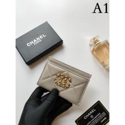 2023SS CHANEL Chanel card case with a standout feeling