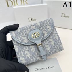 2023SS DIOR Dior Bi-fold wallet you should put in this summer