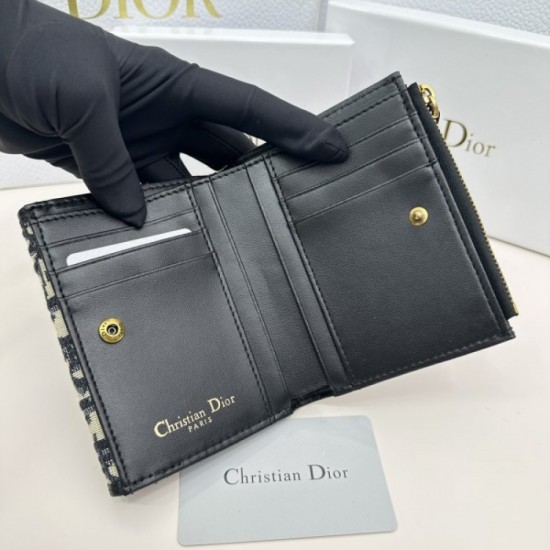 2023SS DIOR Dior Bi-fold wallet you should put in this summer 2023SS DIOR Dior Bi-fold wallet you should put in this summer