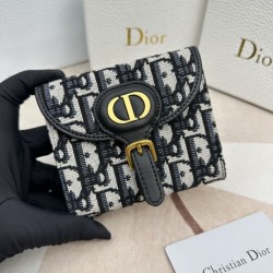 2023SS DIOR Dior Cumulative total sales No. 1! Bi-fold wallet