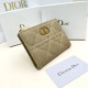 2023SS DIOR Dior Overwhelmingly Popular Item Bifold Wallet 2023SS DIOR Dior Overwhelmingly Popular Item Bifold Wallet