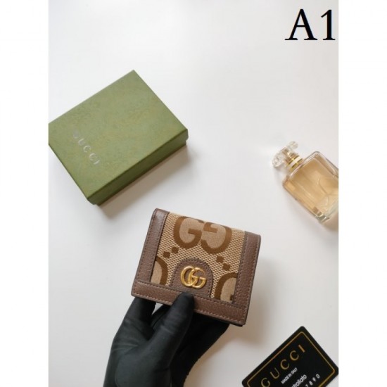 2023SS GUCCI Gucci bi-fold wallet that looks cool 2023SS GUCCI Gucci bi-fold wallet that looks cool