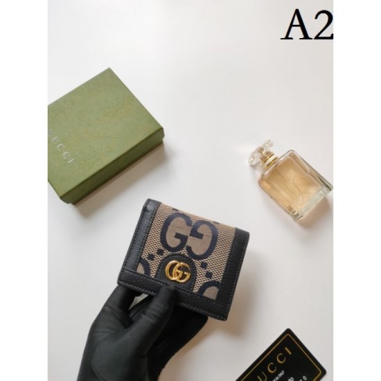 2023SS GUCCI Gucci bi-fold wallet that looks cool 2023SS GUCCI Gucci bi-fold wallet that looks cool