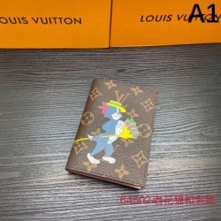 2023FW LOUIS VUITTON Card case that is very useful during the fall and winter period