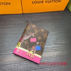 2023FW LOUIS VUITTON For those who want a classic Louis Vuitton card case