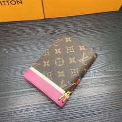 2023FW LOUIS VUITTON For those who want a classic Louis Vuitton card case